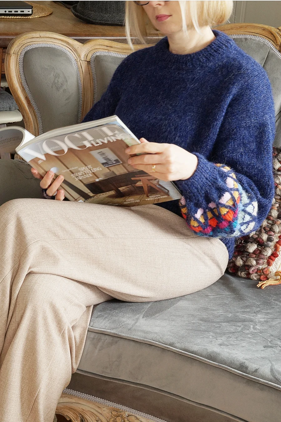 Sweter Bomberek z żakardowymi rękawami