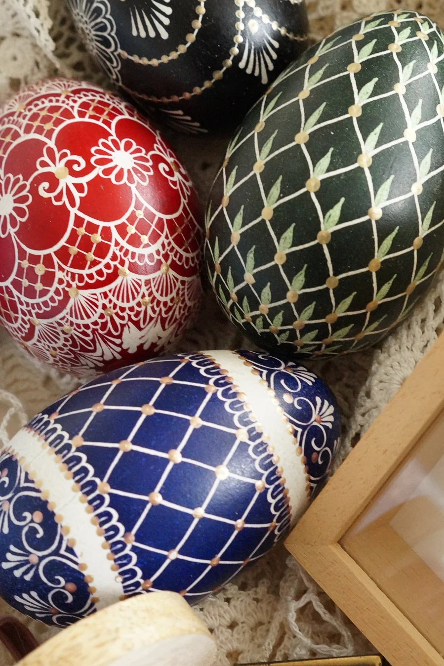 Naturalna pisanka batikowa - różne kolory